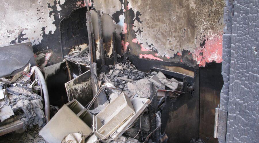 Why choose Rapid Response Water Damage Restoration Experts for water damage restoration in Cook Springs, AL